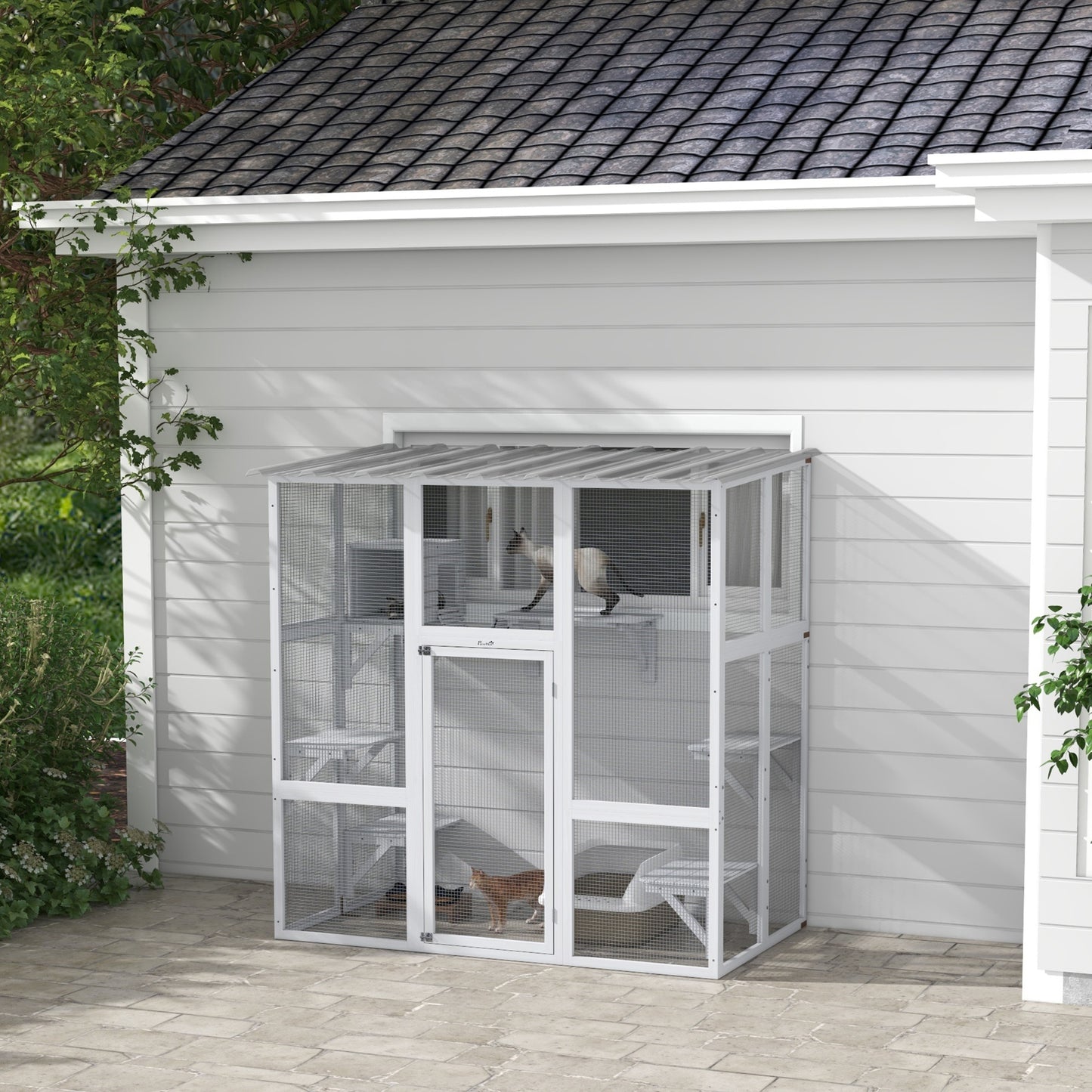 1pc Paw Hut Outdoor Cat Enclosure, Large Wooden Structure.