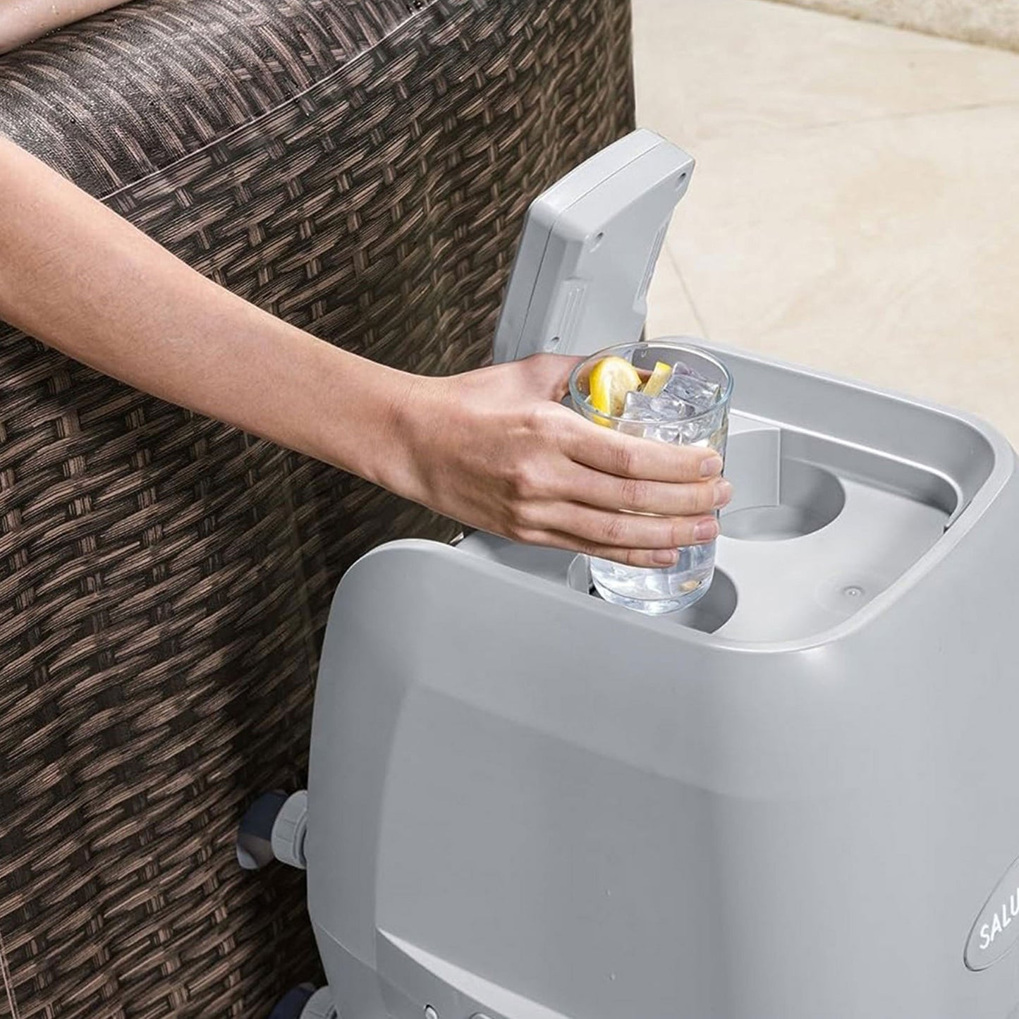 Portable Inflatable Hot Tub Spa with Energy Sense Cover